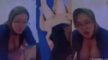 Jilbab Kacamata Tobrut Ngiler Kontol Keras Nafsu Meledak